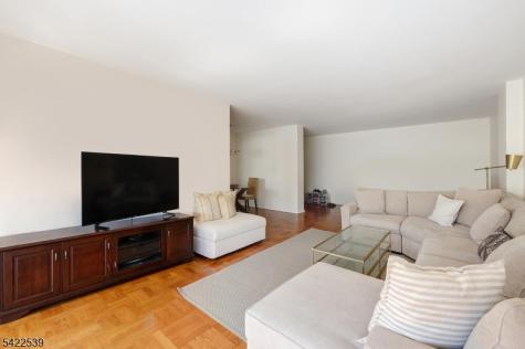 415 Claremont Avenue Montclair NJ 07042
