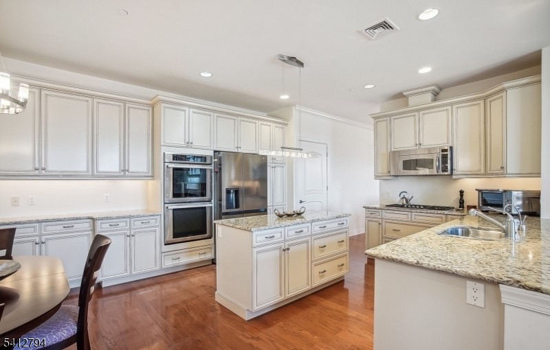201 Metzger Drive West Orange NJ 07052