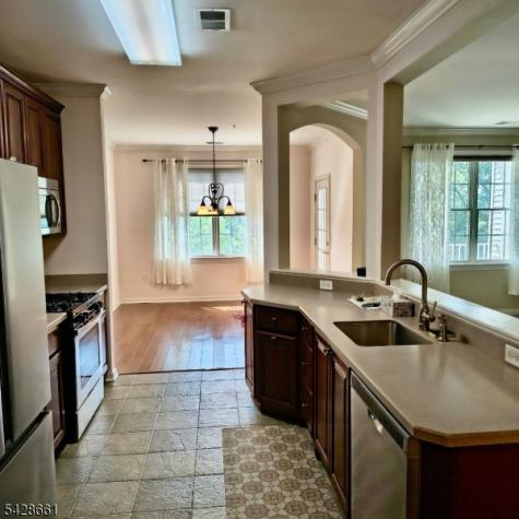15 Zachary Way Mount Arlington NJ 07856