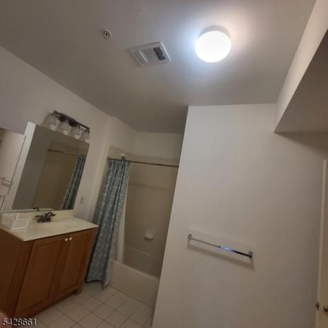 15 Zachary Way Mount Arlington NJ 07856