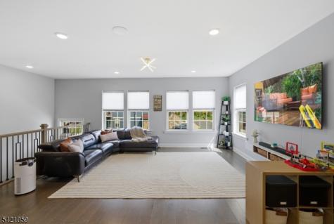 12 Marigold Court Warren NJ 07059