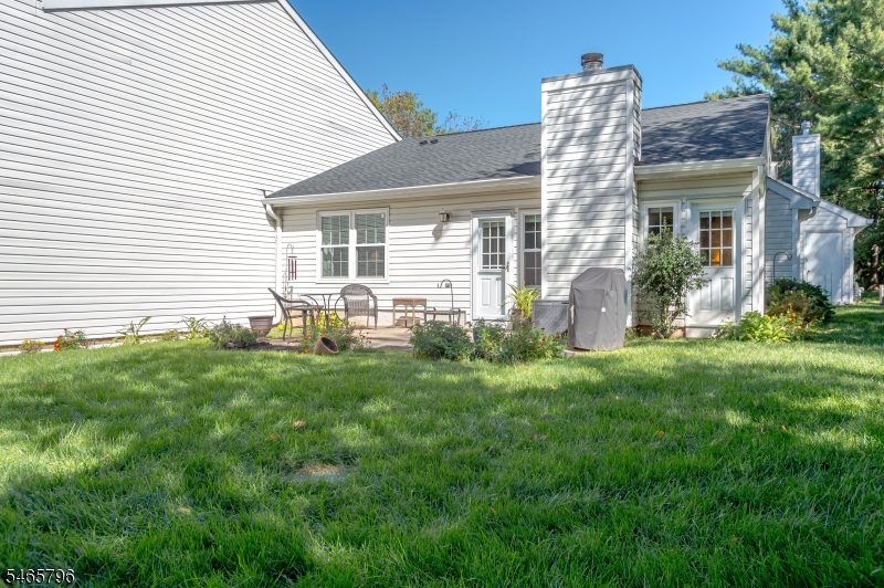 418 Hawkshead Way Franklin NJ 08873