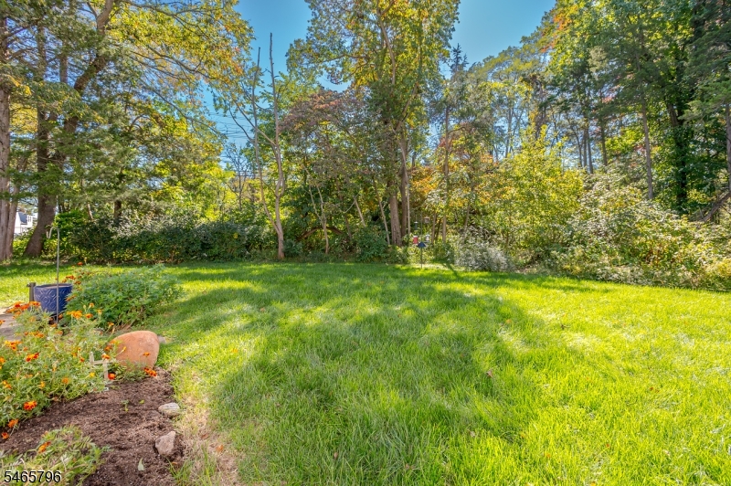 418 Hawkshead Way Franklin NJ 08873