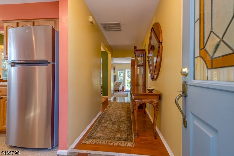 418 Hawkshead Way Franklin NJ 08873