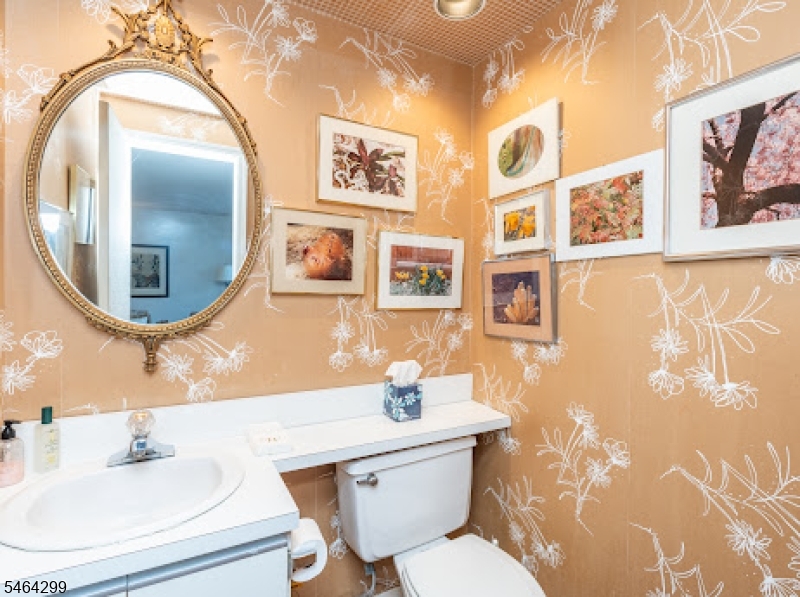 67 Glenview Drive West Orange NJ 07052