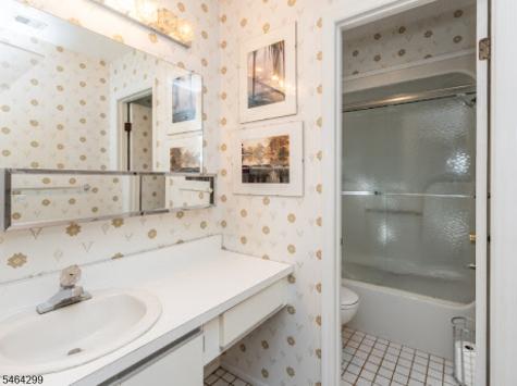67 Glenview Drive West Orange NJ 07052