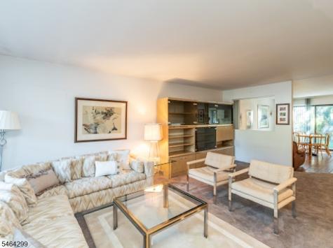 67 Glenview Drive West Orange NJ 07052