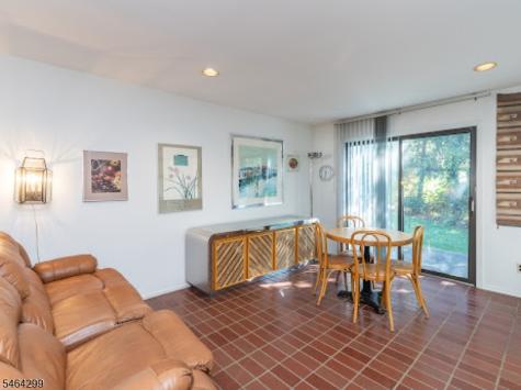 67 Glenview Drive West Orange NJ 07052