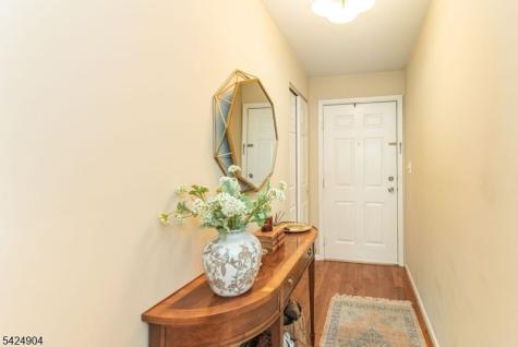 802 Thoreau Court Mahwah NJ 07430