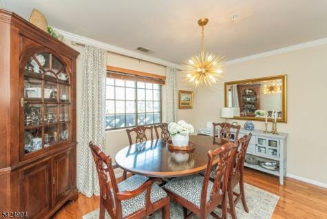 802 Thoreau Court Mahwah NJ 07430