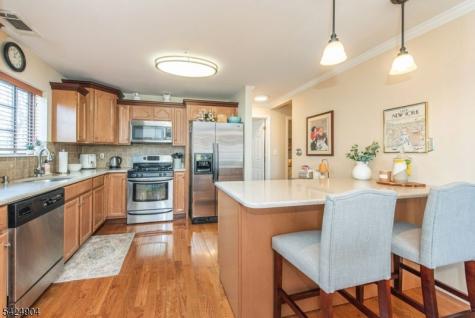 802 Thoreau Court Mahwah NJ 07430