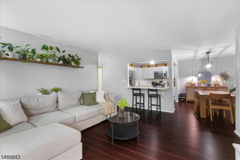 36 Lehavre Court Hamilton NJ 08619