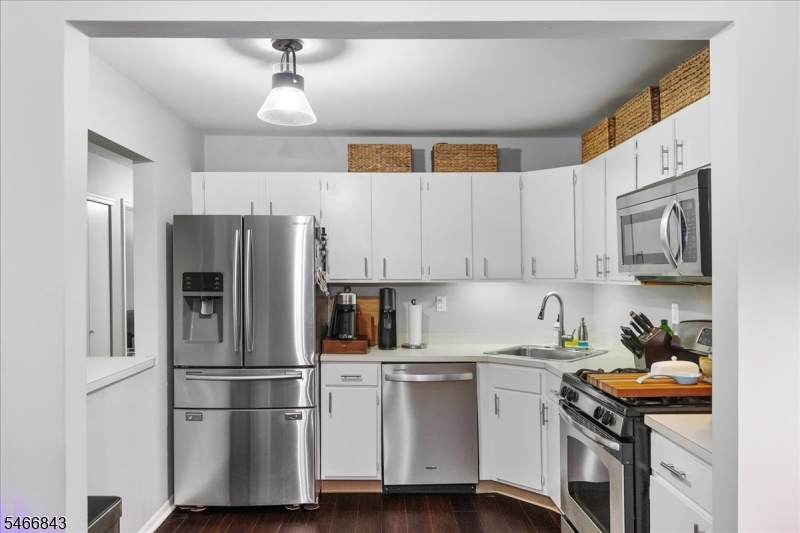 36 Lehavre Court Hamilton NJ 08619