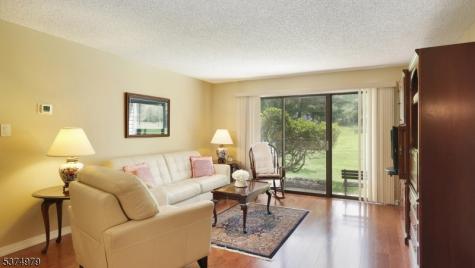 44 Crabapple Lane Franklin NJ 08823