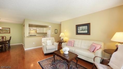 44 Crabapple Lane Franklin NJ 08823