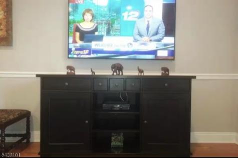 15 Tichenor Lane Newark NJ 07114