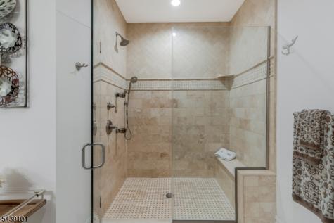 10 Schmidt Circle Watchung NJ 07069
