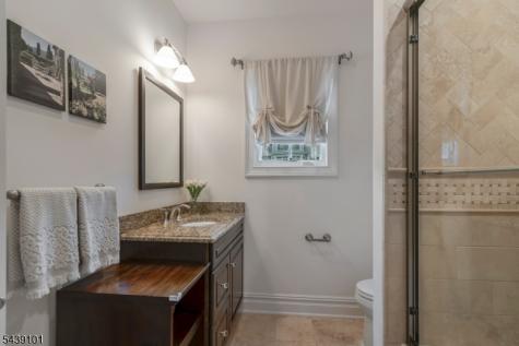 10 Schmidt Circle Watchung NJ 07069
