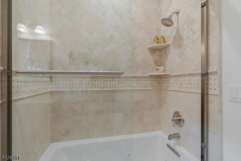 10 Schmidt Circle Watchung NJ 07069