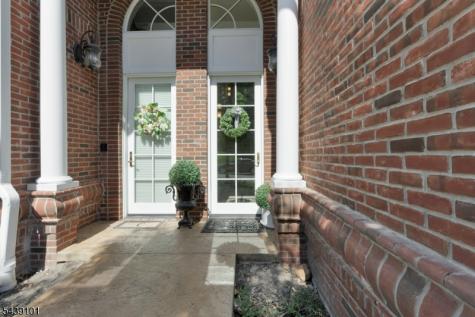 10 Schmidt Circle Watchung NJ 07069