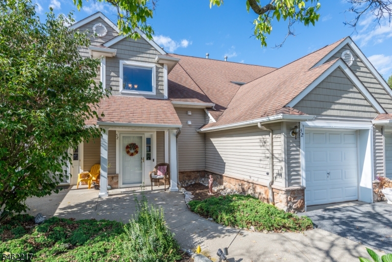 52 Bourne Circle Hardyston NJ 07419