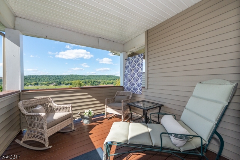 52 Bourne Circle Hardyston NJ 07419