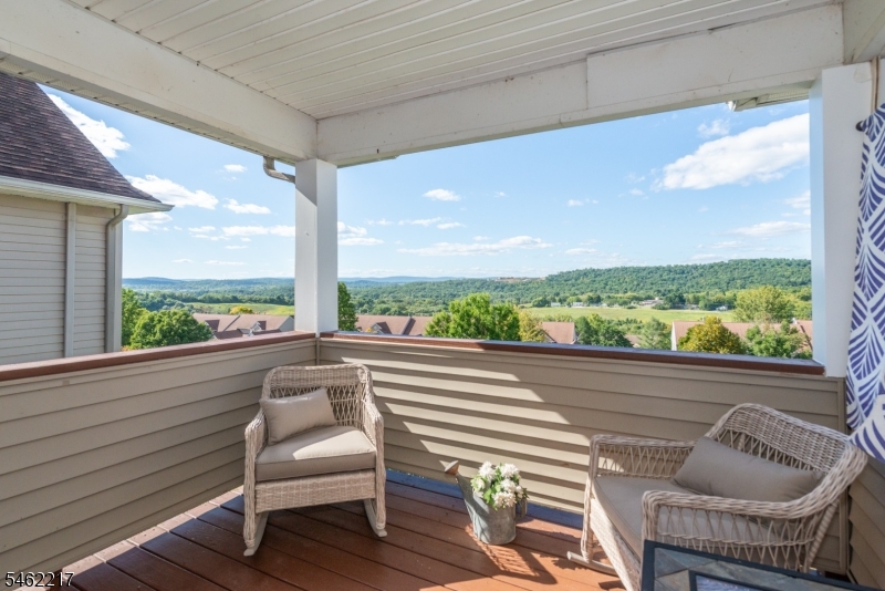 52 Bourne Circle Hardyston NJ 07419