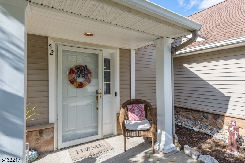 52 Bourne Circle Hardyston NJ 07419