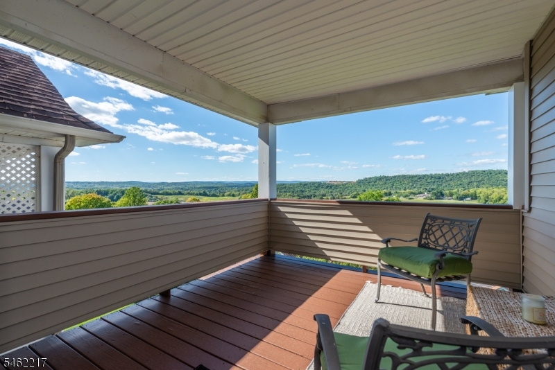 52 Bourne Circle Hardyston NJ 07419