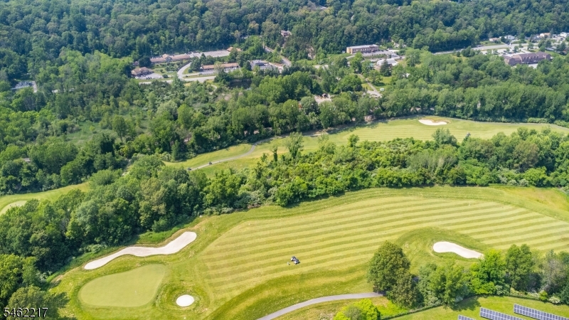 52 Bourne Circle Hardyston NJ 07419