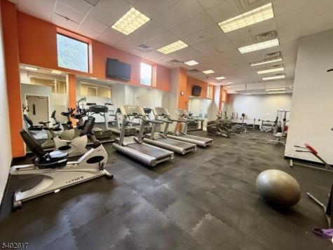 60 Parkway Drive East Orange NJ 07017