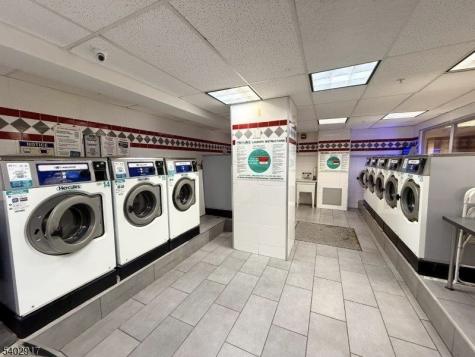 60 Parkway Drive East Orange NJ 07017