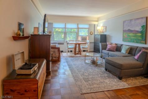 10 Crestmont Road Montclair NJ 07042