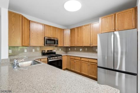 9104 Ravenscroft Road Clifton NJ 07013