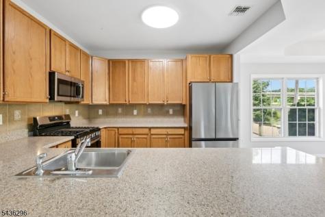 9104 Ravenscroft Road Clifton NJ 07013