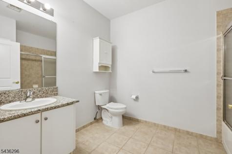 9104 Ravenscroft Road Clifton NJ 07013