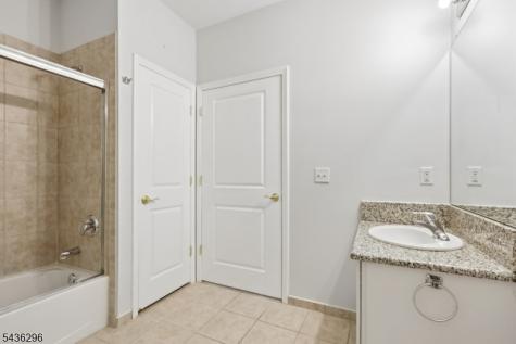 9104 Ravenscroft Road Clifton NJ 07013