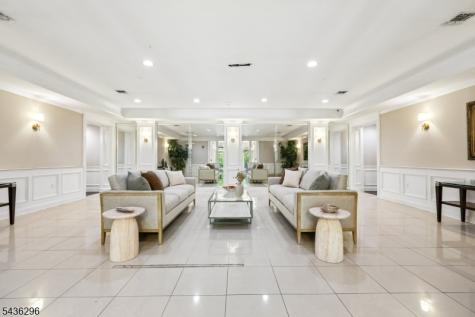 9104 Ravenscroft Road Clifton NJ 07013