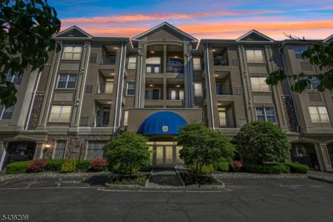 9104 Ravenscroft Road Clifton NJ 07013