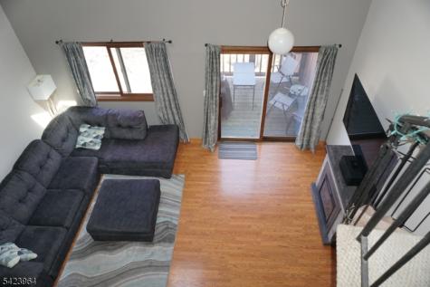 4 Greg Norman Court Vernon NJ 07462