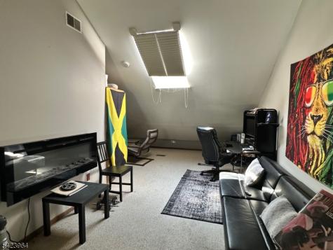 4 Greg Norman Court Vernon NJ 07462