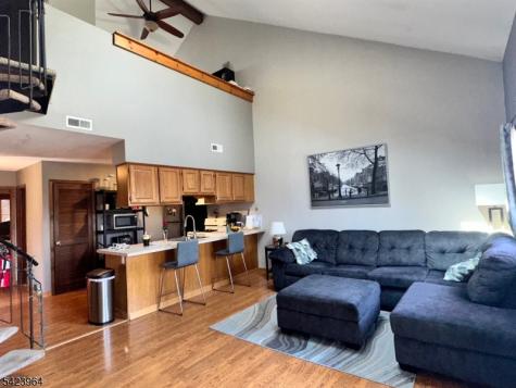 4 Greg Norman Court Vernon NJ 07462