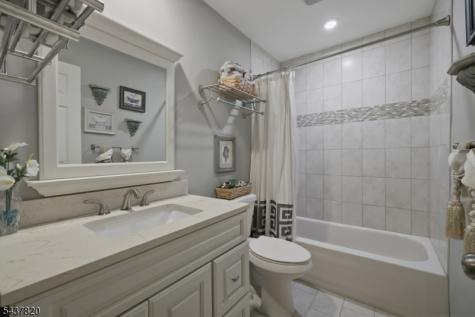 58 Oriole Drive Allamuchy NJ 07840
