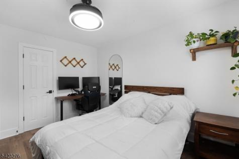 15 A Parkway Village Cranford NJ 07016