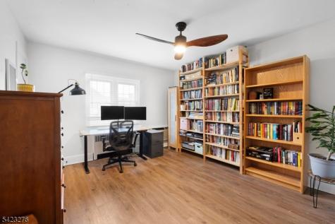 15 A Parkway Village Cranford NJ 07016