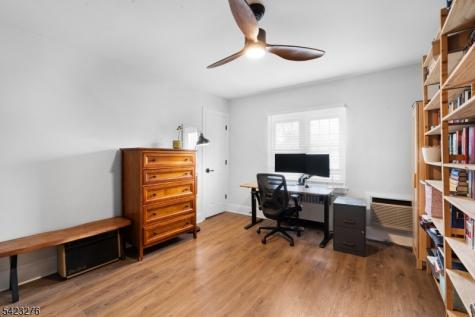 15 A Parkway Village Cranford NJ 07016