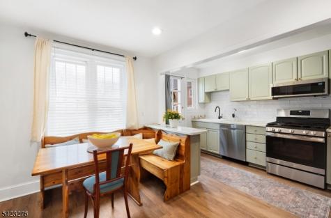 15 A Parkway Village Cranford NJ 07016