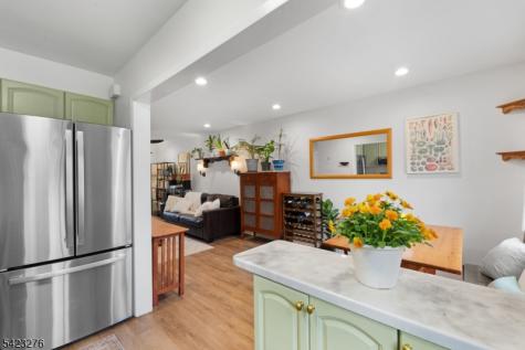 15 A Parkway Village Cranford NJ 07016