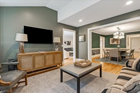 45 Pippins Way Morris NJ 07960