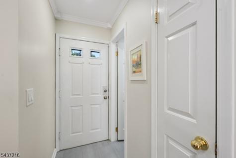 902 Wetherburn Court Raritan NJ 08822